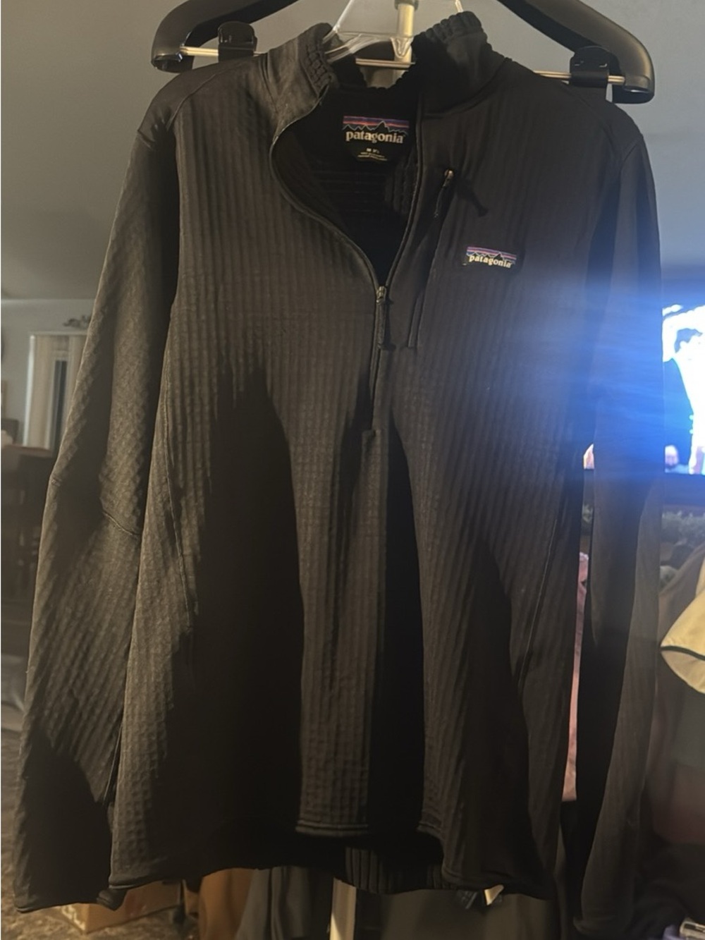 Patagonia Black Men's Lightweight Grid-Pattern Quarter Zip #124
